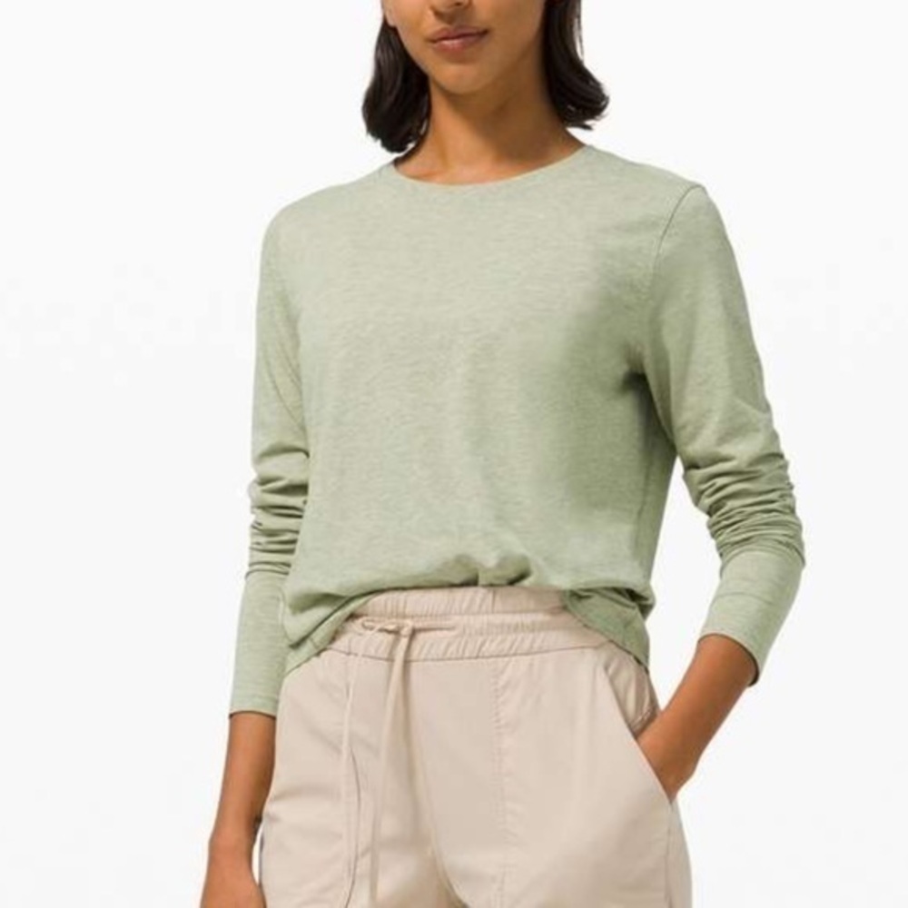 Lululemon Ever Ready Long Sleeve size 2 Grass Green color